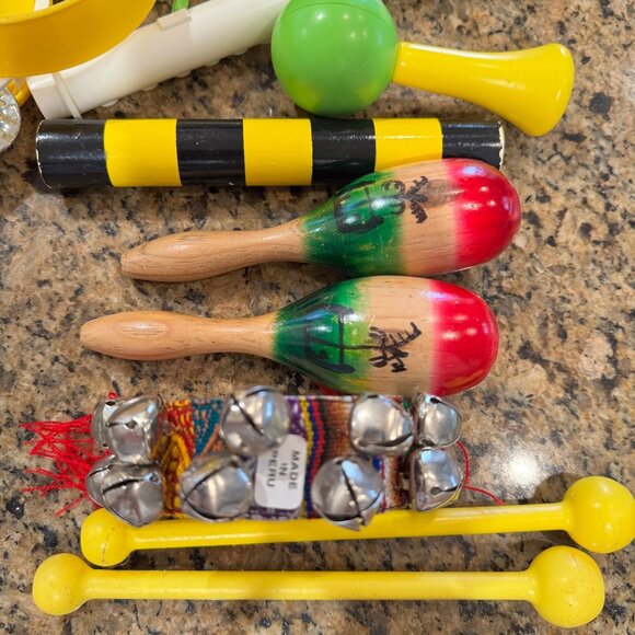 Fisher-Price Musical Band Drum Set Instruments Tambourine Vintage 1979 Vintage - Picture 12 of 16